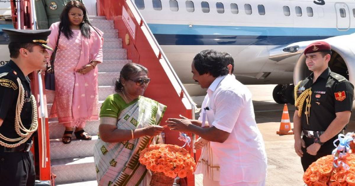 TN: President Murmu arrives at Madurai, to grace Mahashivratri celebrations